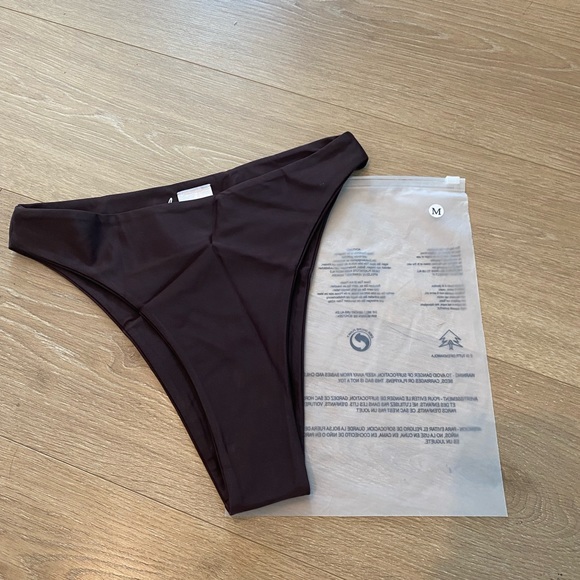 NWT Feelyn Swim bikini Sole bottom in cocoa - Picture 4 of 6